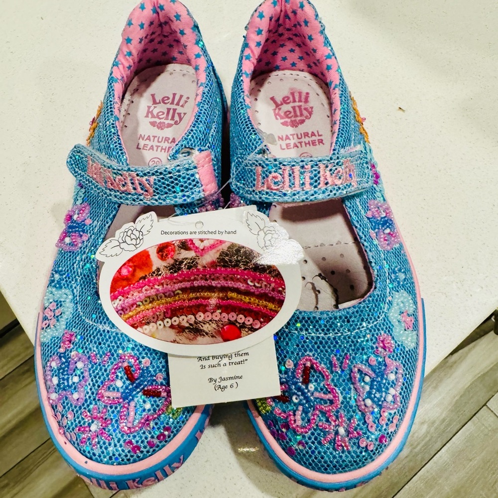 BNWT Lelli Kelly Shoe with Strap
